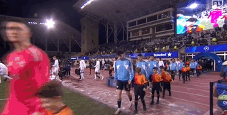 法兰克福2-3遭卡拉巴赫读秒绝杀被提前淘汰，卡米洛-杜兰梅开二度