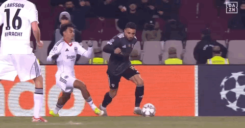 法兰克福2-3遭卡拉巴赫读秒绝杀被提前淘汰，卡米洛-杜兰梅开二度