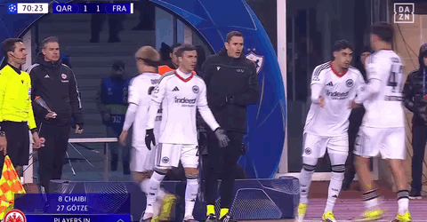 法兰克福2-3遭卡拉巴赫读秒绝杀被提前淘汰，卡米洛-杜兰梅开二度