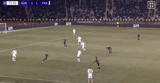 法兰克福2-3遭卡拉巴赫读秒绝杀被提前淘汰，卡米洛-杜兰梅开二度