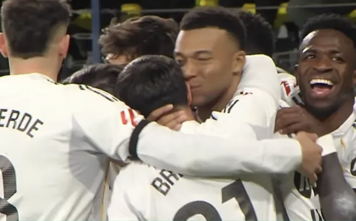 S15下注网站-亲吻26岁兄弟！姆巴佩再秀勺子点球+感人故事曝光 皇马5连胜领跑