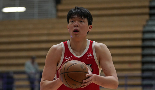 S15下注网站-今日继续休战！杨瀚森因背伤再次缺战G联赛：赛前曾参加热身训练