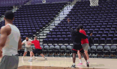 S15下注网站-今日继续休战！杨瀚森因背伤再次缺战G联赛：赛前曾参加热身训练